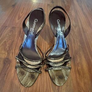 Vintage Gunmetal genuine snake skin made in Italy brown heels size 39